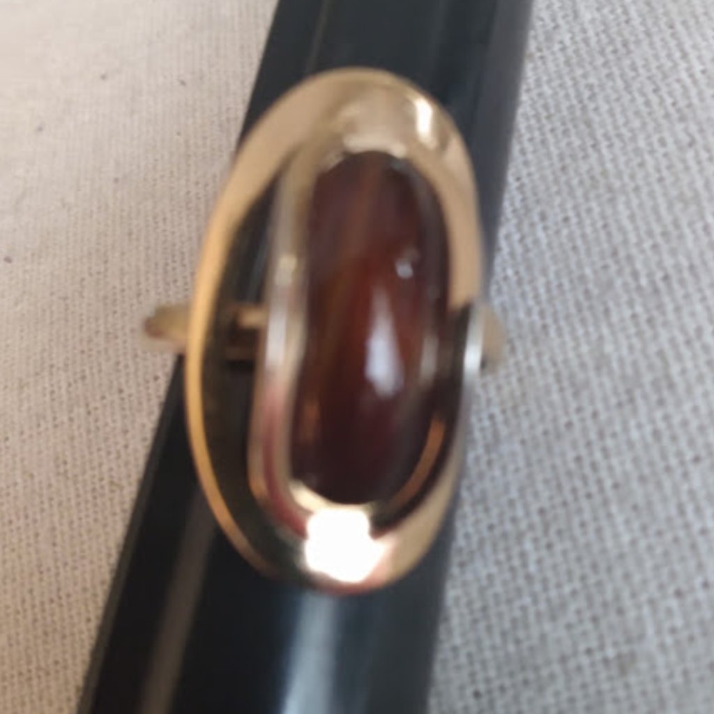Sarah Coventry Gold Tone Faux Tiger-Eye Ring 17$